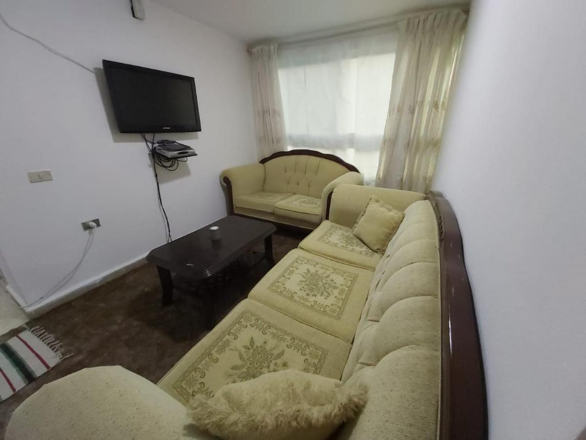 รีแล็กซิง โอเอซิส วิลลา Apartment วาดี มูซา ภายนอก รูปภาพ